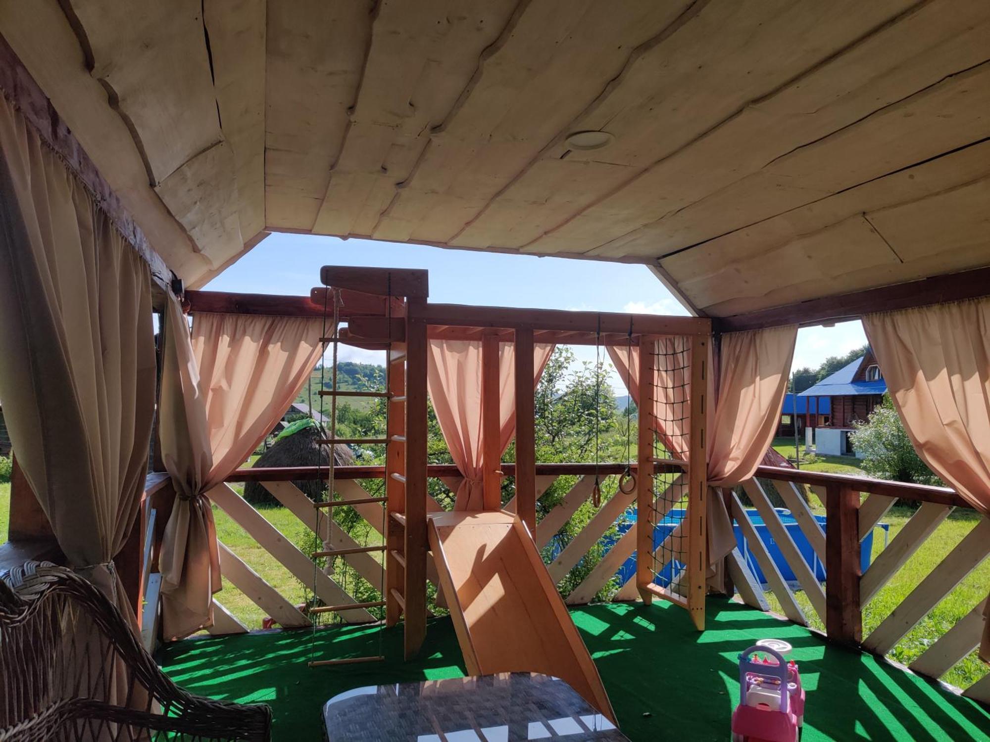"У Яслигана" Hotel Pilipets Bagian luar foto